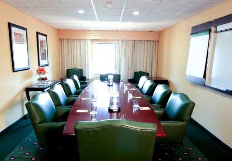 Courtyard Detroit Brighton Hotell Bekvemmeligheter bilde
